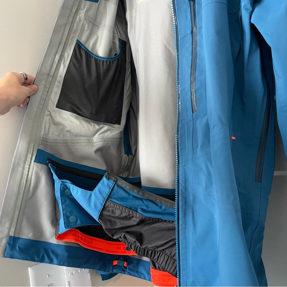 Mammut Shell Jacket - Picture 4 of 8